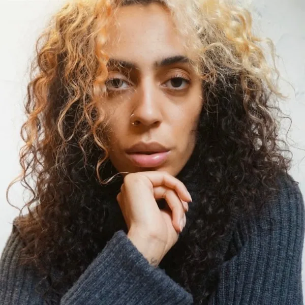 Jade Edwards artist portrait