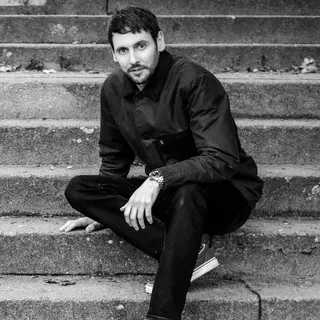 Danny Russell artist portrait